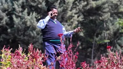 الهند تستعيد جزئيًا خطوط الهاتف المحمول في كشمير