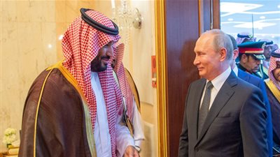 ولي العهد السعودي والرئيس الروسي يبحثان تطور الأوضاع في الساحة السورية واليمنية