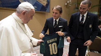 تفاصيل لقاء البابا فرنسيس بالمنتخب الإيطالي لكرة القدم 