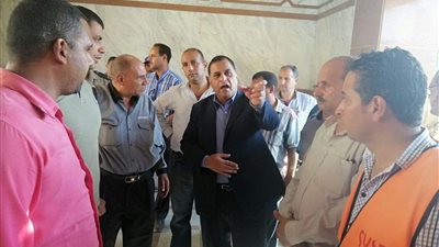 رئيس السكة الحديد يتفقد أعمال تطوير برج بني مزار بمشروع كهربة إشارات 