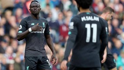 عاجل.. تجدد الخلاف بين ماني وصلاح 