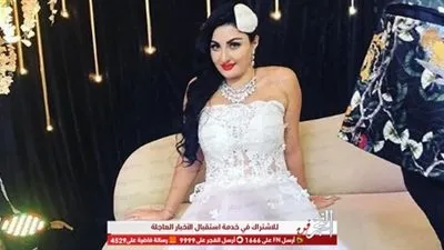 صافيناز ترتدي فستان زفاف وتوجه رسالة لمتابعيها (صورة)