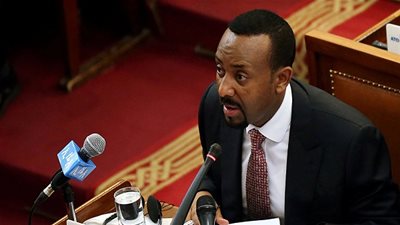 آبي أحمد يدعو الليبيين إلى أن يكونوا أقوياء لأجل السلام