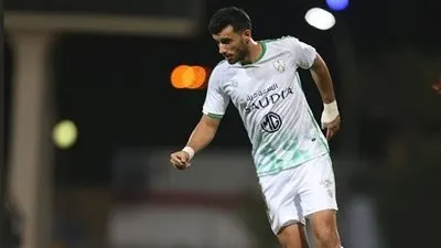 عمر السومة يغرد عقب هدفه العالمي في التعاون (فيديو)