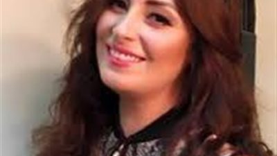 نيرمين الفقي تهنئ هاني شاكر بمناسبة زفاف نجله 