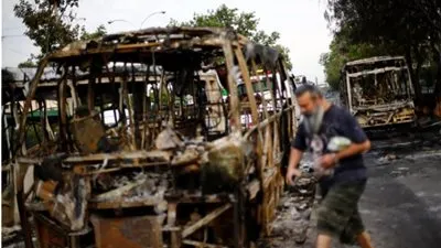 دوريات للجيش التشيلي في شوارع العاصمة بعد إعلان حالة الطوارئ