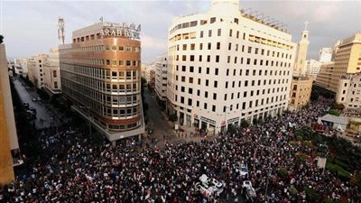 الغضب يتزايد خلال احتجاجات لبنان... وإصرار المتظاهرون على 