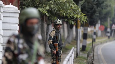 مقتل 10 أشخاص إثر هجمات للهند على معسكر إرهابي في باكستان