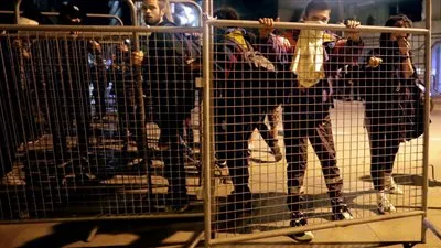 اعتقال 13 شخصا وإصابة 4 ضباط أمن في كتالونيا خلال احتجاجات الليلة الماضية