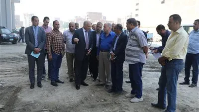 محافظ الجيزة: إنشاء مواقف لسيارات السرفيس أسفل محور روض الفرج