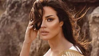 نادين نسيب نجيم تُلخص مطالب الشعب اللبناني (فيديو)