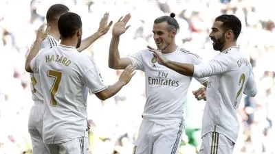 اليويفا يعلن عن طاقم تحكيم الملكي أمام جالاطا سراي