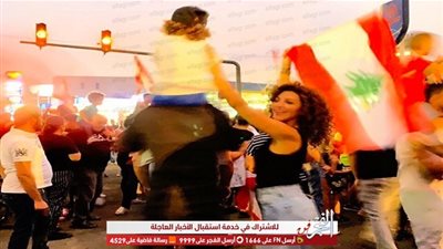 لمستقبل أفضل.. مريام فارس تصطحب ابنها للمظاهرات 