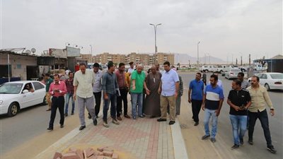 محافظ السويس يتابع الخدمات والمرافق والرصف بشوارع المحافظة (صور)
