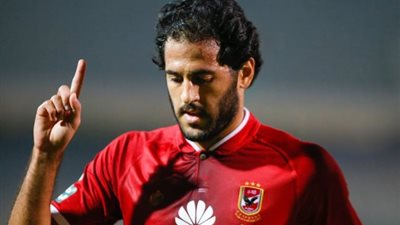 مروان محسن يشارك في التدريبات الجماعية بواقي الوجه