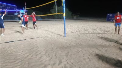 جامعة أسيوط تفوز بكأس بطولة الكرة الشاطئية في أسبوع الجامعات الإفريقية بأسوان