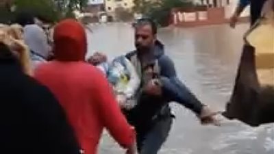 والد الطفلة مروة 