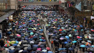 مصادر: الصين تعتقل الصحفية التي غطت احتجاجات هونج كونج