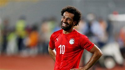 عاجل - ثنائي جديد يدخلان صراع شارة منتخب مصر مع فتحي وصلاح