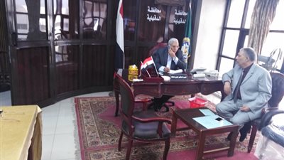 محافظ الدقهلية يترأس غرفة الأزمات والكوارث لمتابعة الطقس السئ