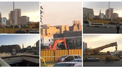 شاهد إزالة علم ميدان التحرير والاستعداد لوضع مسلة الملك رمسيس مكانه 