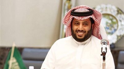 تركي آل الشيخ لجماهير الأهلي: إللي يلعب معنا يتعور.. وإفريقيا قريبة