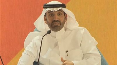 وزير العمل يناقش مع هيئة حقوق الإنسان مكافحة الاتجار بالأشخاص