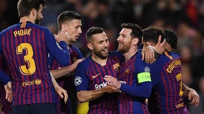 نجم برشلونة يكشف حقيقة علاقته بلاعبي ريال مدريد