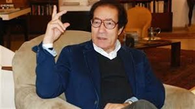 فاروق حسنى يكشف سبب توقف مشروع مكتبة الأسرة