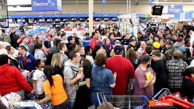 لا تذهب بمفردك.. 6 نصائح لتسوق ناجح في البلاك فرايدي