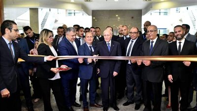 وزيرا الصناعة والإنتاج الحربى يفتتحان معرض مصر الدولي لإنشاء الطرق والكبارى 