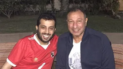 تركي آل الشيخ يزور الخطيب بقميص الأهلي ويطمئن جماهير الفريق