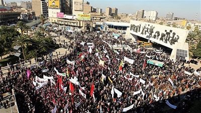 ساحة التحرير العراقية تطالب في بيان بإقالة 