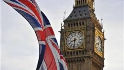 ركود قطاع الخدمات في المملكة المتحدة بسبب المخاوف من خروج بريطانيا من الاتحاد الأوروبي