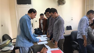  821 طالب يخوضون إنتخابات الاتحادات الطلابية في 4 كليات بجامعة بنها وحسم 11 بالتزكية (صور)