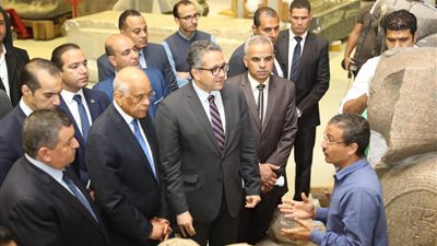 ننشر تجهيزات المتحف الكبير 