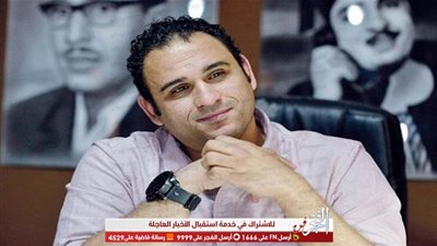 أكرم حسني يُشيع جثمان والده غدًا.. تعرف على التفاصيل