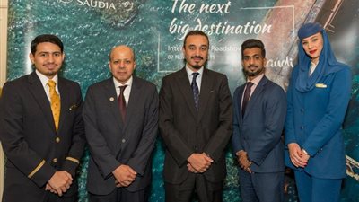 السفير السعودي لدي بريطانيا يدشن حملة للتعريف بالسياحة في المملكة