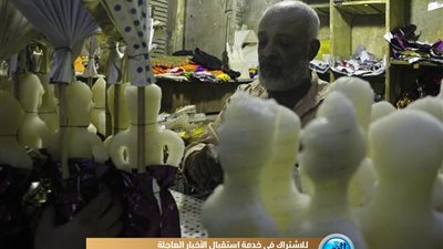 من الخشب للفستان.. مراحل تصنيع عروسة المولد النبوي (صور)