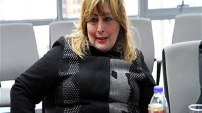 برلمانية تتقدم ببيان عاجل ضد وزير التعليم لتجاوزه الـ١٠%