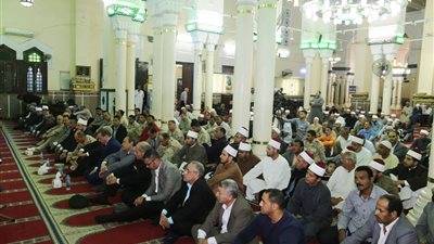 السويس تحتفل بذكرى المولد النبوي الشريف بمسجد الغريب (صور)