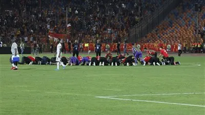 شوقي غريب يجيب على تساؤل الجماهير.. كنت فين في الهدف الثاني؟