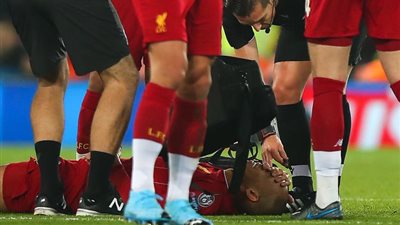 عاجل- ضربة موجعة لليفربول.. غياب نجم الفريق لشهرين