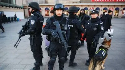 الصين تعتقل رجل أعمل من دولة بيليز بتهمة التدخل في شؤون هونج كونج