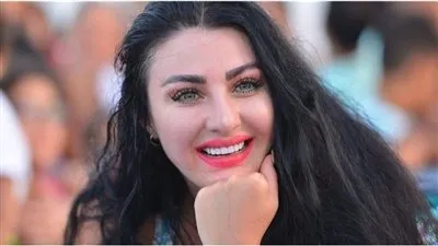 بهذه الصورة.. صافيناز تسخر من جوهرة بعد فيديوهاتها الفاضحة