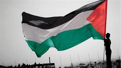 خبراء فلسطينيون يكشفون حقيقة بحث تهدئة طويلة الأمد بين حماس وإسرائيل