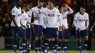 نجم توتنهام يصر على الرحيل
