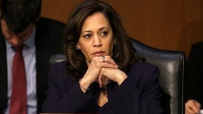 ترامب ساخرًا من انسحاب كامالا هاريس من السباق الرئاسي: 