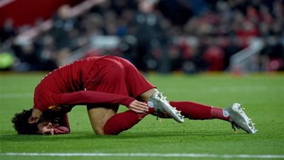 محمد صلاح مهدد بعدم المشاركة في مباراة ليفربول ضد إيفرتون