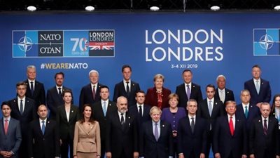 قادة الناتو يحاولون توحيد الجبهة بعد يوم من الدراما